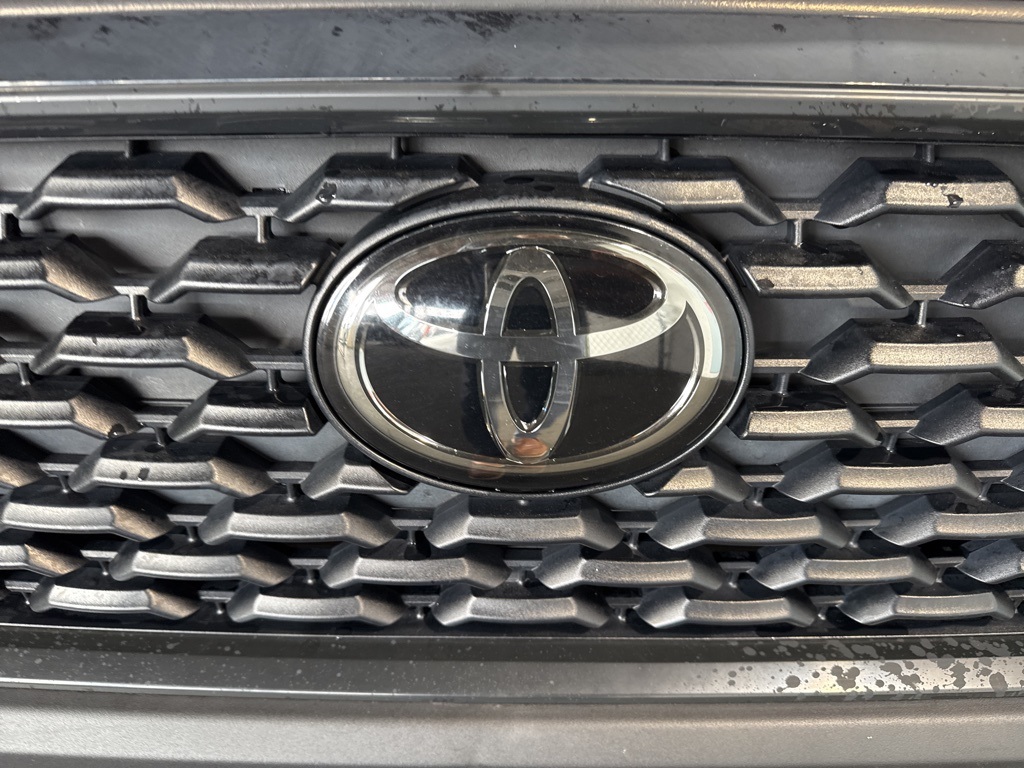 Thumbnail: 2022 Toyota Corolla Cross - 12