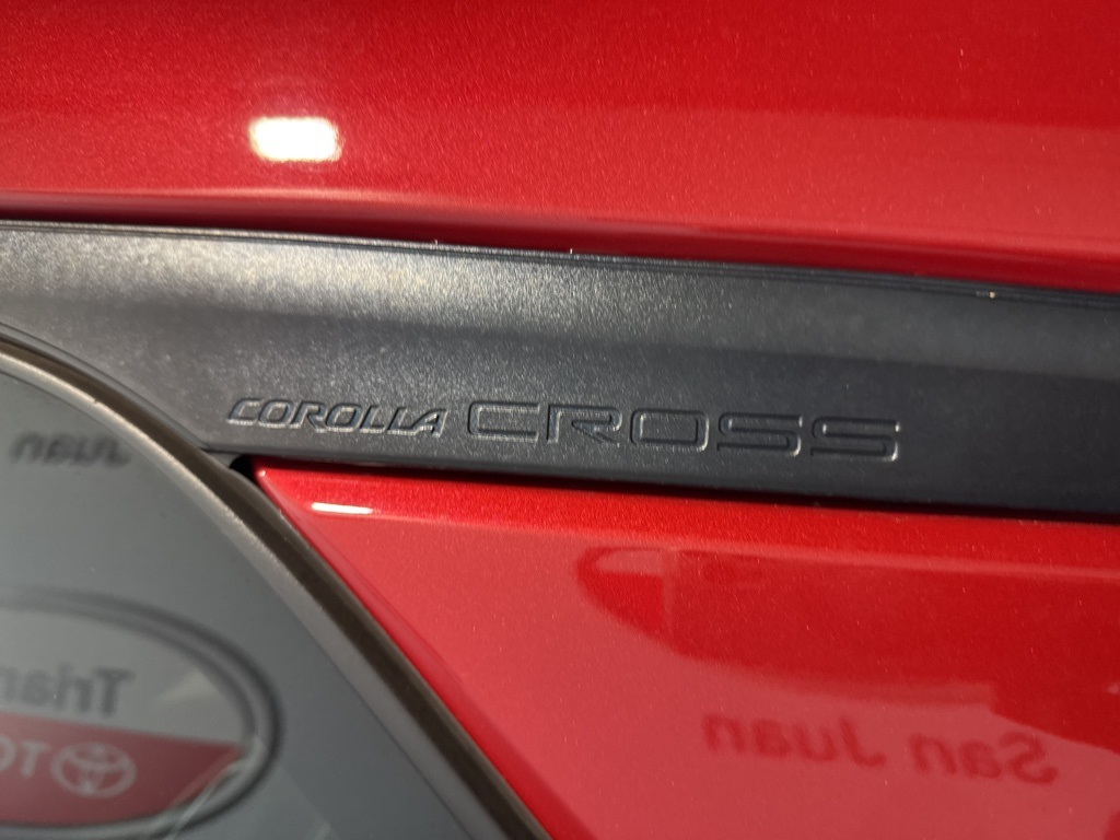 Thumbnail: 2022 Toyota Corolla Cross - 14