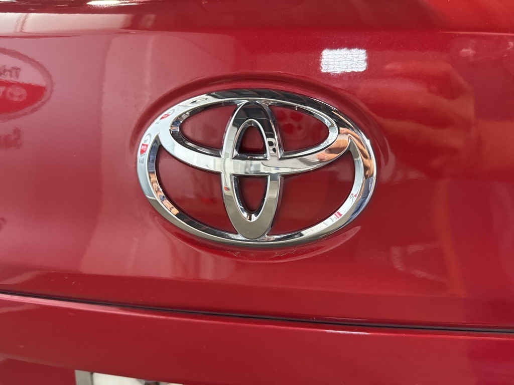 Thumbnail: 2022 Toyota Corolla Cross - 20