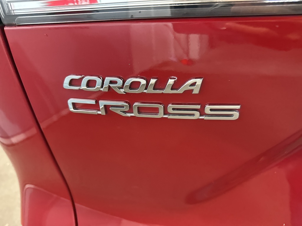 Thumbnail: 2022 Toyota Corolla Cross - 21