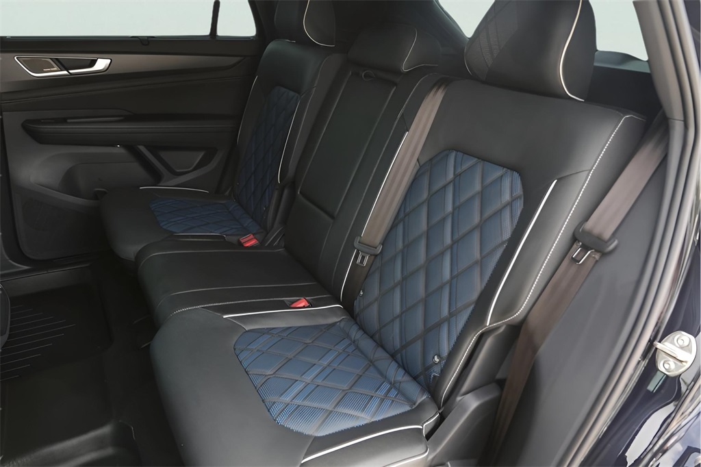 Used Car 2025 Volkswagen Atlas Cross Sport  2.0t Sel Premium R-line For Sale In Austin, Texas