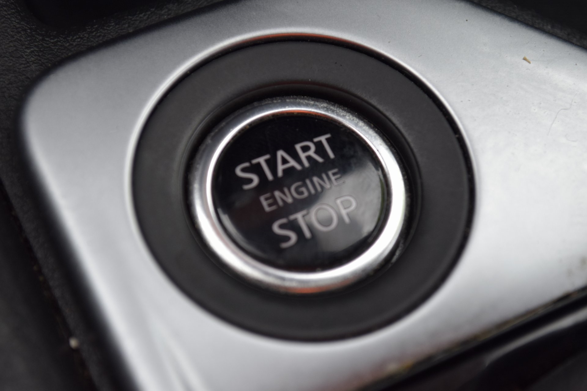 2023 Nissan Sentra SR White at Central Houston Nissan