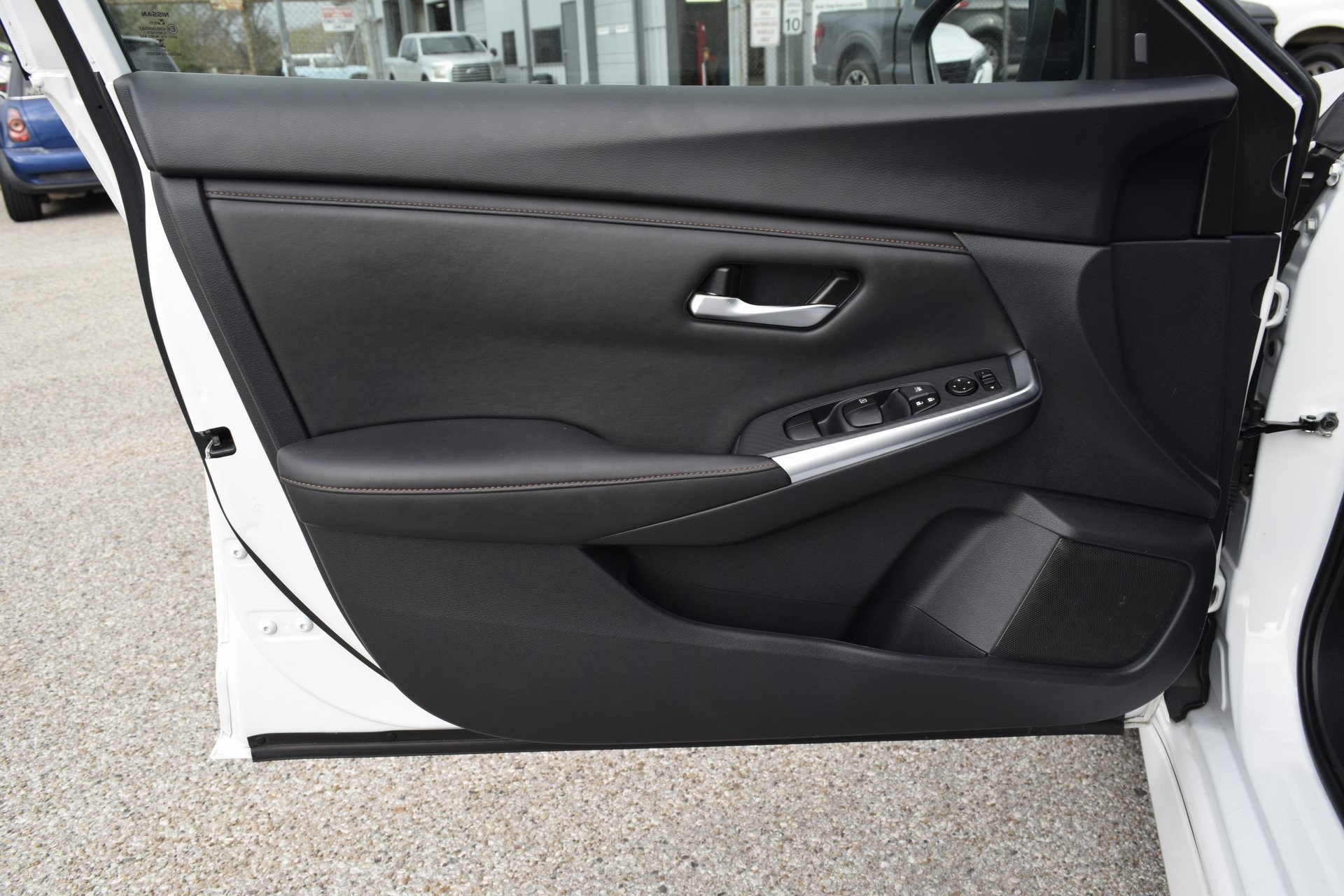 2023 Nissan Sentra SR White at Central Houston Nissan