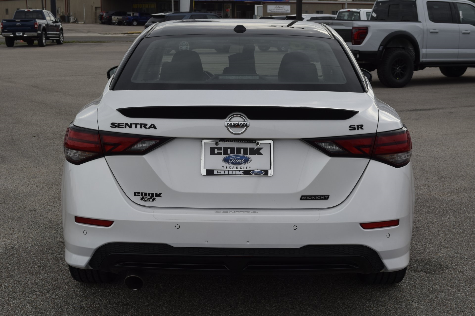 2023 Nissan Sentra SR White at Central Houston Nissan