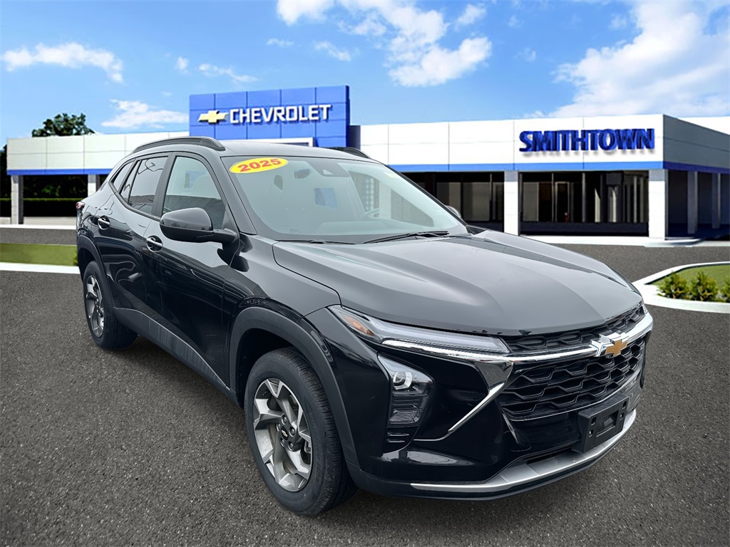 2025 Chevrolet Trax LT FWD