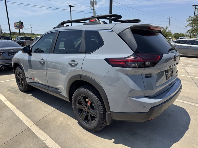 2026 Nissan Rogue SV photo 8