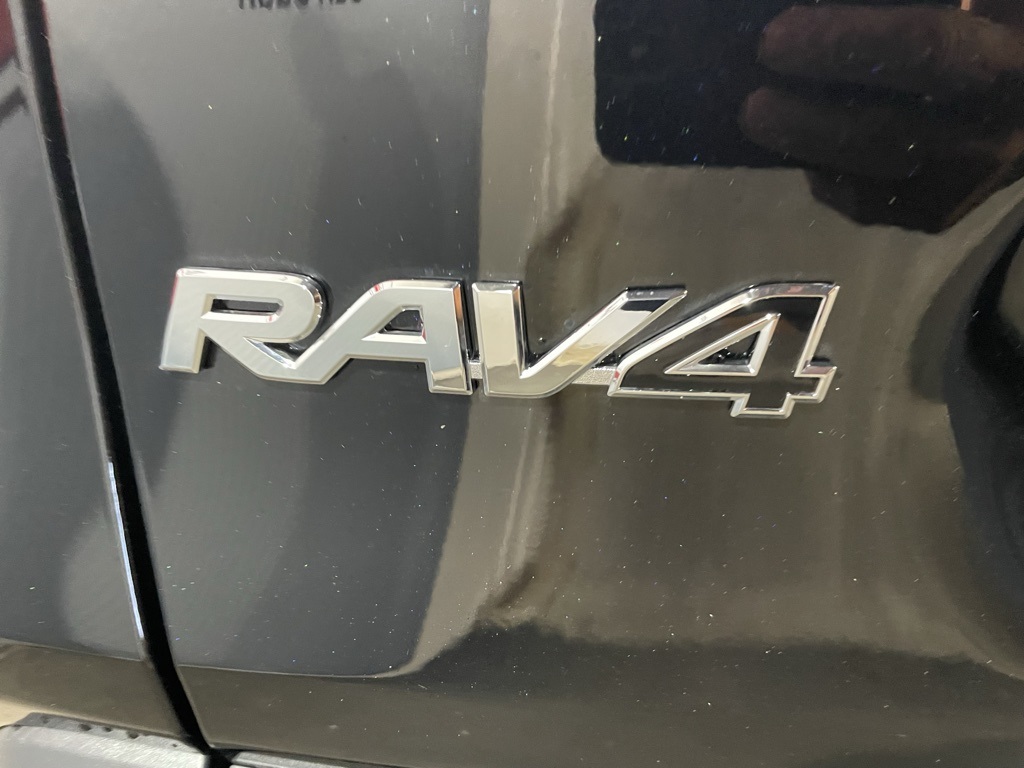 Thumbnail: 2025 Toyota RAV4 - 21