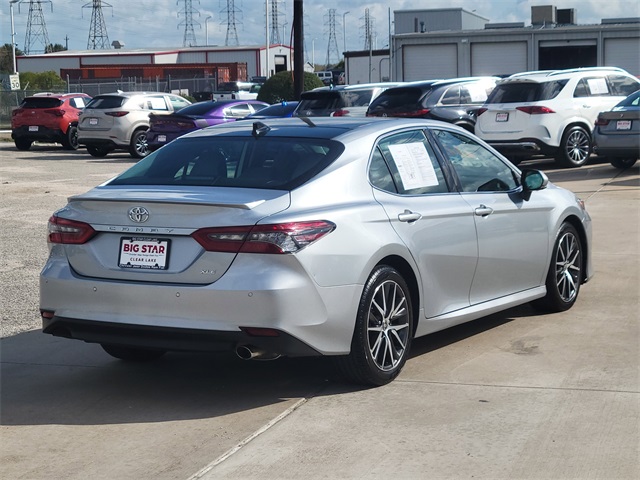 2024 Toyota Camry XLE - 3