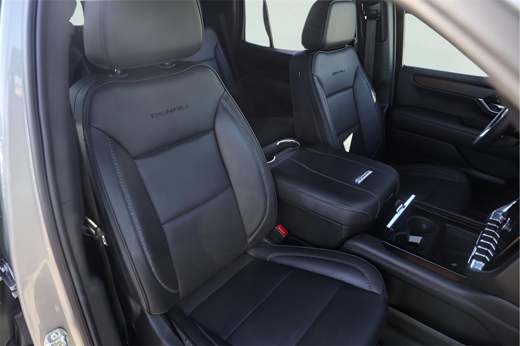 Used Car 2025 Gmc Yukon  Denali For Sale Under $80,000 In Austin, Texas