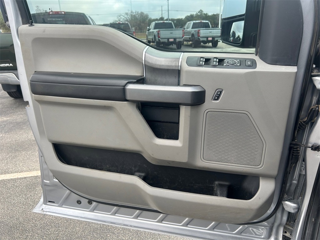 Used Car 2022 Ford F-450sd  Xlt For Sale Under $70,000 In Floresville, Texas