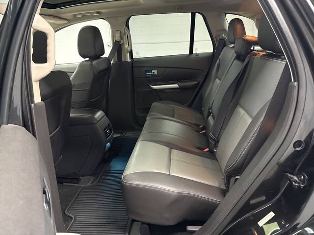 2014 Ford Edge Sport photo 3