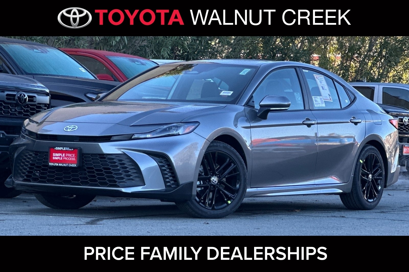 2026 Toyota Camry SE FWD