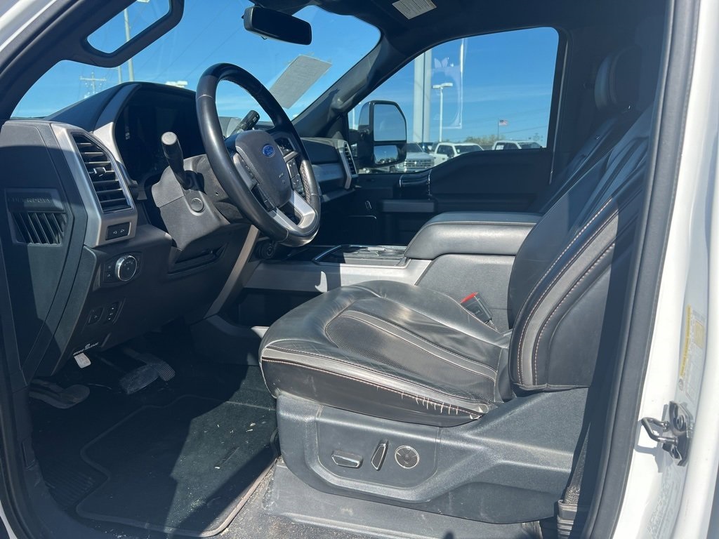 Used Car 2021 Ford F-350sd  Platinum For Sale Under $50,000 In Floresville, Texas