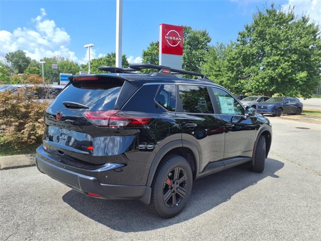 2025 Nissan Rogue AWD photo 2