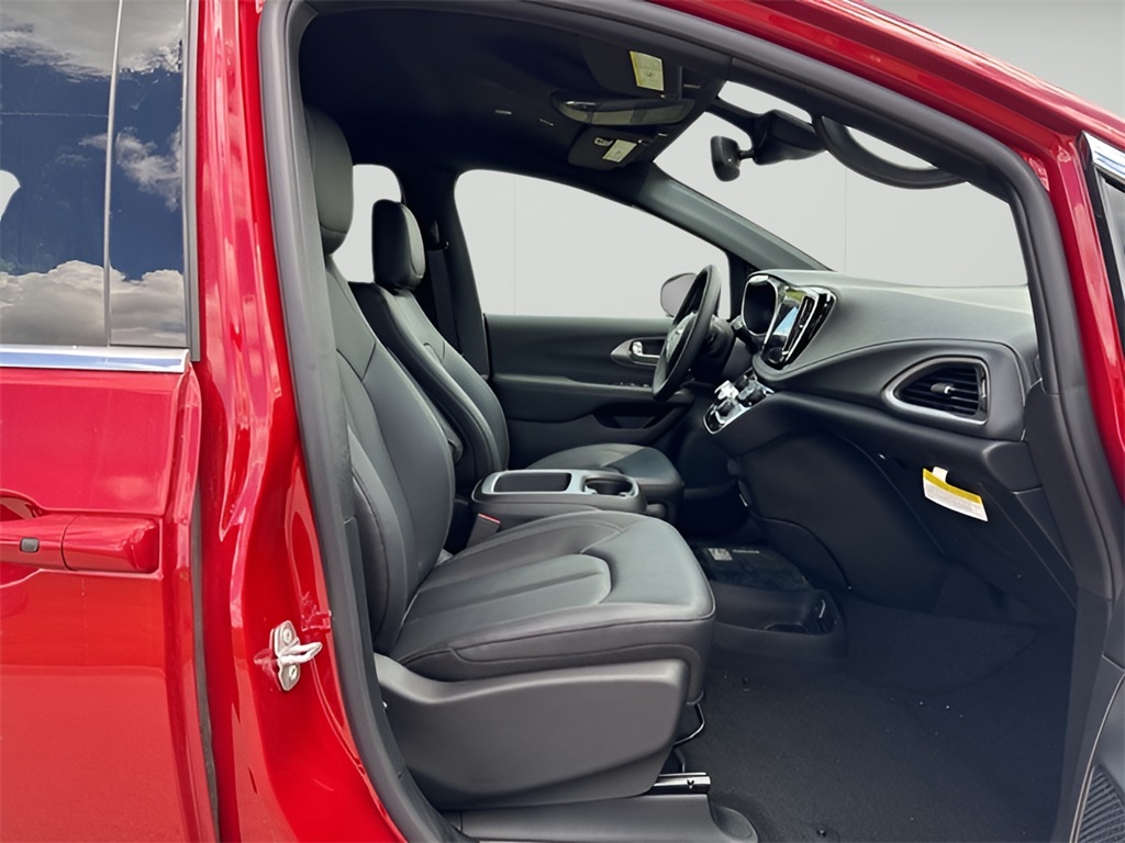 2025 Chrysler Pacifica