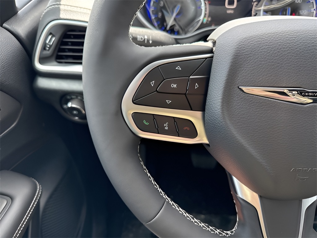 2025 Chrysler Pacifica