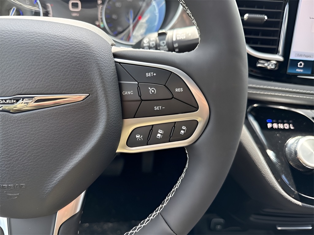 2025 Chrysler Pacifica