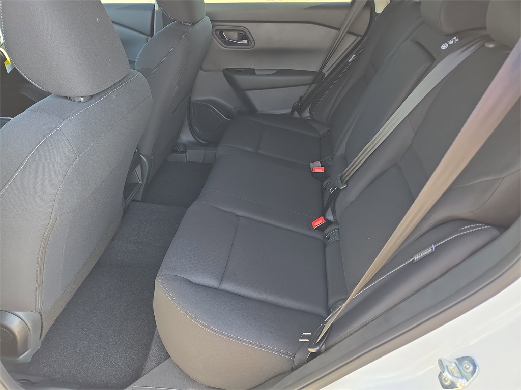 2026 Nissan Rogue S - 7