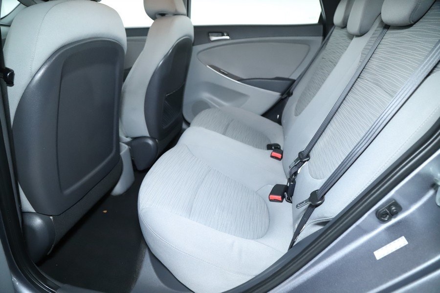 2017 Mercedes Benz C 300 photo 23