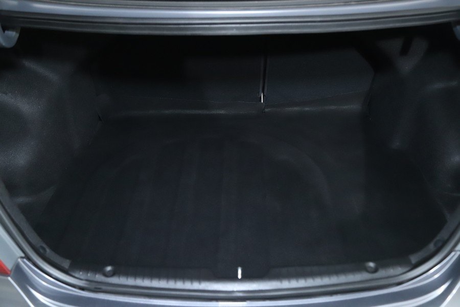 2017 Mercedes Benz C 300 photo 24