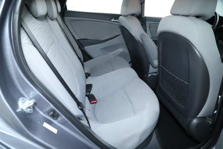 2017 Mercedes Benz C 300 photo 25
