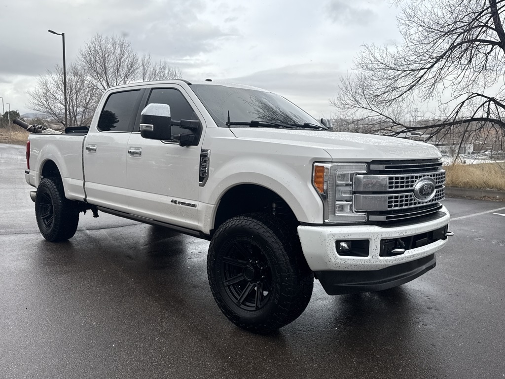 2018 Ford F-350 Super Duty Platinum Crew Cab 4WD
