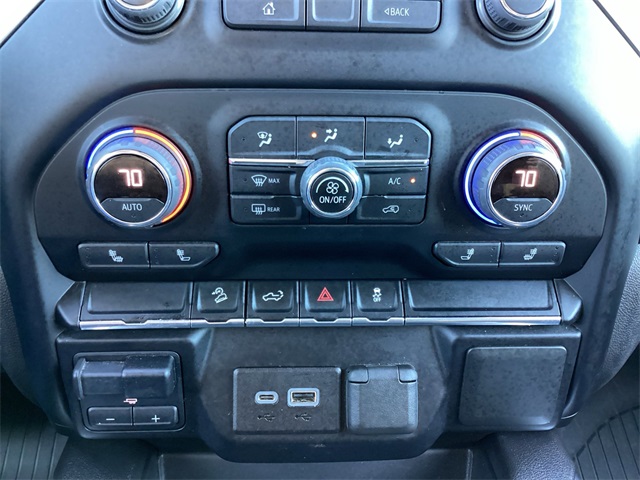 Used Car 2021 Chevrolet Silverado 1500  Lt Trail Boss For Sale Under $35,000 In San Antonio, Texas