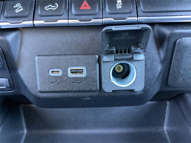 Used Car 2021 Chevrolet Silverado 1500  Lt Trail Boss For Sale Under $35,000 In San Antonio, Texas