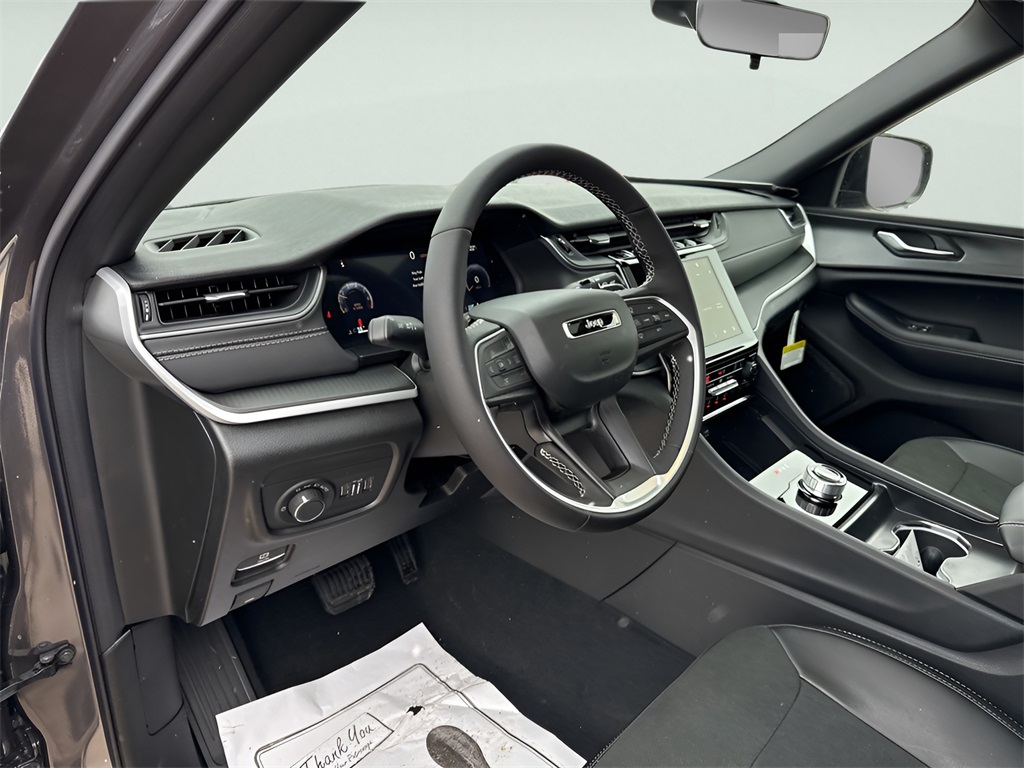 2025 Jeep Grand Cherokee L