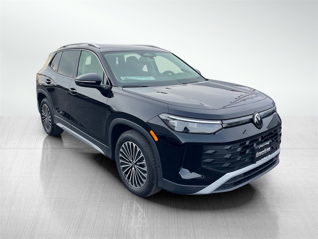 2026 Volkswagen Tiguan S's photo