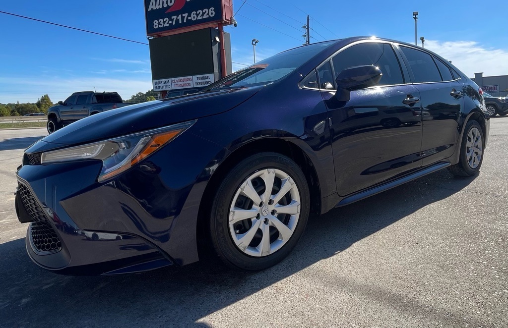 2021 Toyota Corolla LE Blue at DeMontrond Auto Country