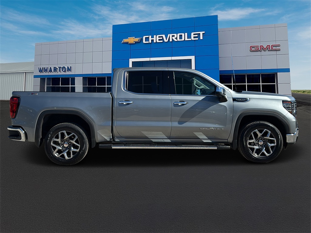 2023 GMC Sierra 1500 SLT - 1