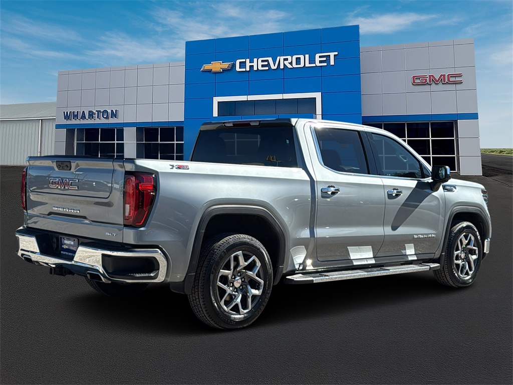 2023 GMC Sierra 1500 SLT - 2