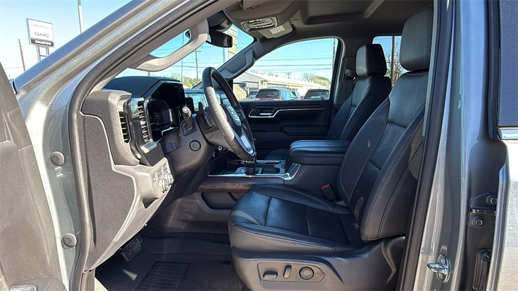 2023 GMC Sierra 1500 SLT - 6