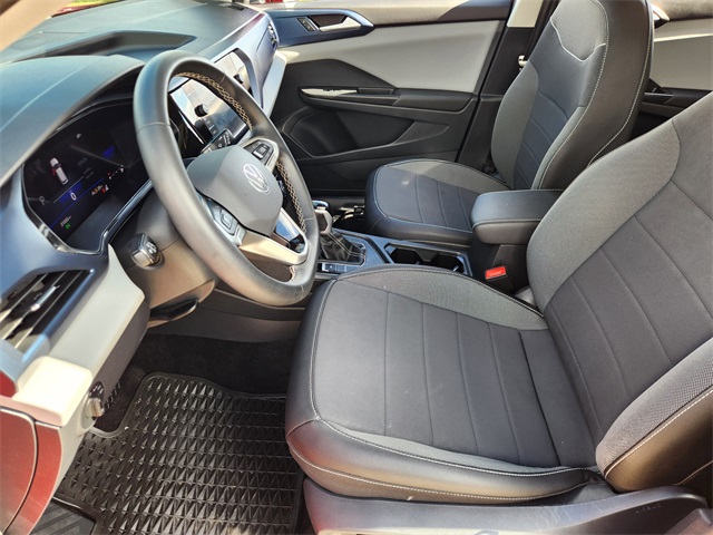 2023 Volkswagen Taos 1.5T SE  at Community Honda