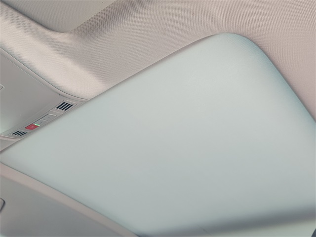 2023 Volkswagen Taos 1.5T SE  at Community Honda