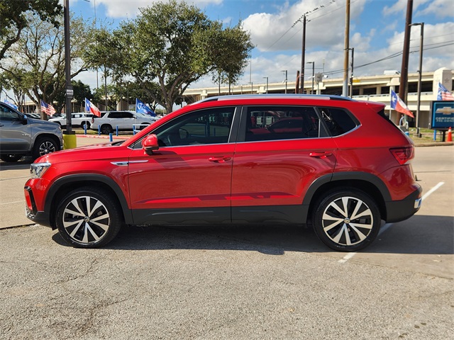 2023 Volkswagen Taos 1.5T SE  at Community Honda