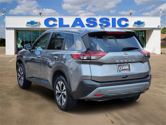 2023 Nissan Rogue SV - 4