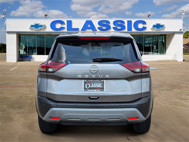 2023 Nissan Rogue SV - 5