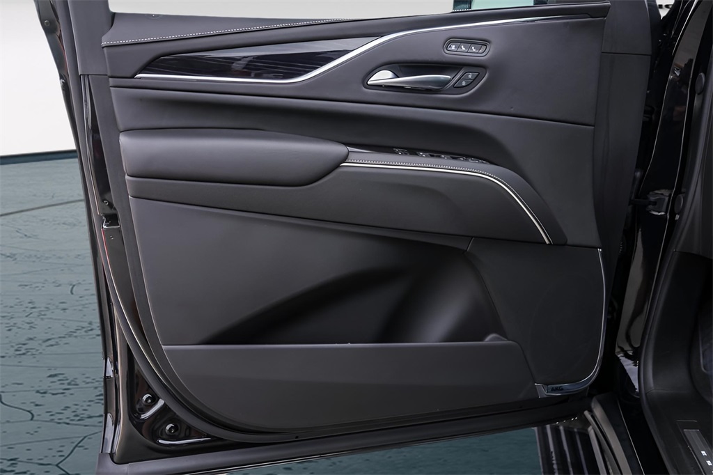 Used Car 2023 Cadillac Escalade  V-series For Sale Under $130,000 In Austin, Texas