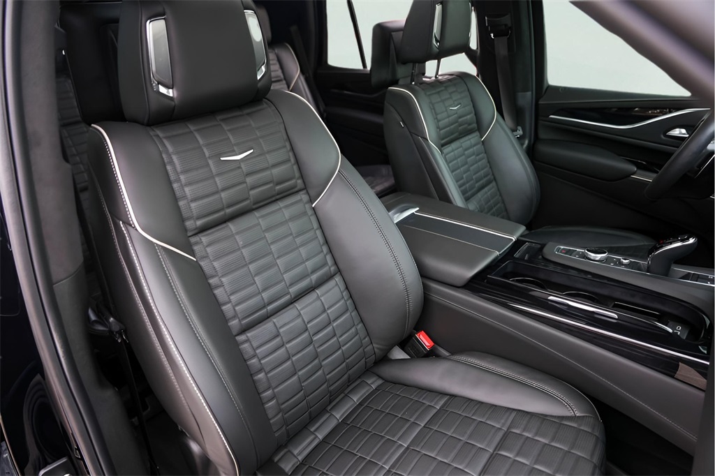 Used Car 2023 Cadillac Escalade  V-series For Sale Under $130,000 In Austin, Texas