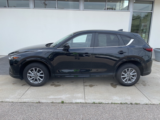Black 2024 MAZDA CX-5 for sale in South Bend, IN Photo 7