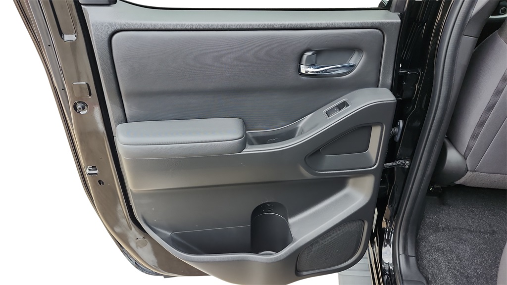 2023 Nissan Frontier