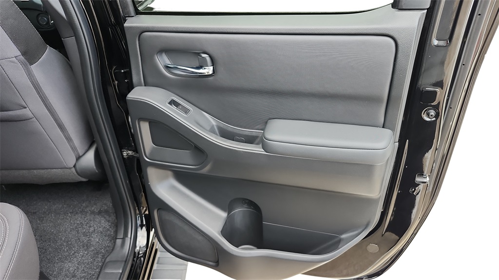 2023 Nissan Frontier