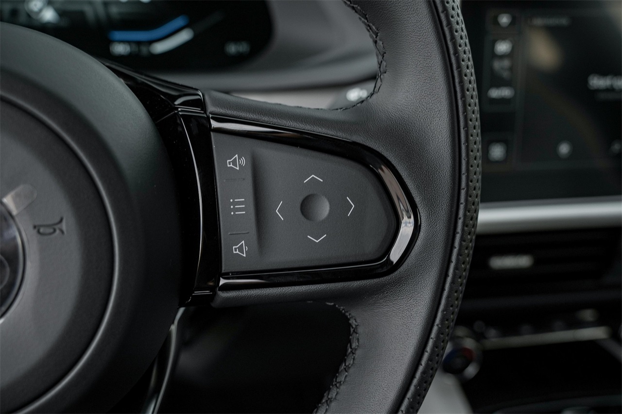 New Car 2025 Lotus Emira  For Sale Under $120,000 In Austin, Texas