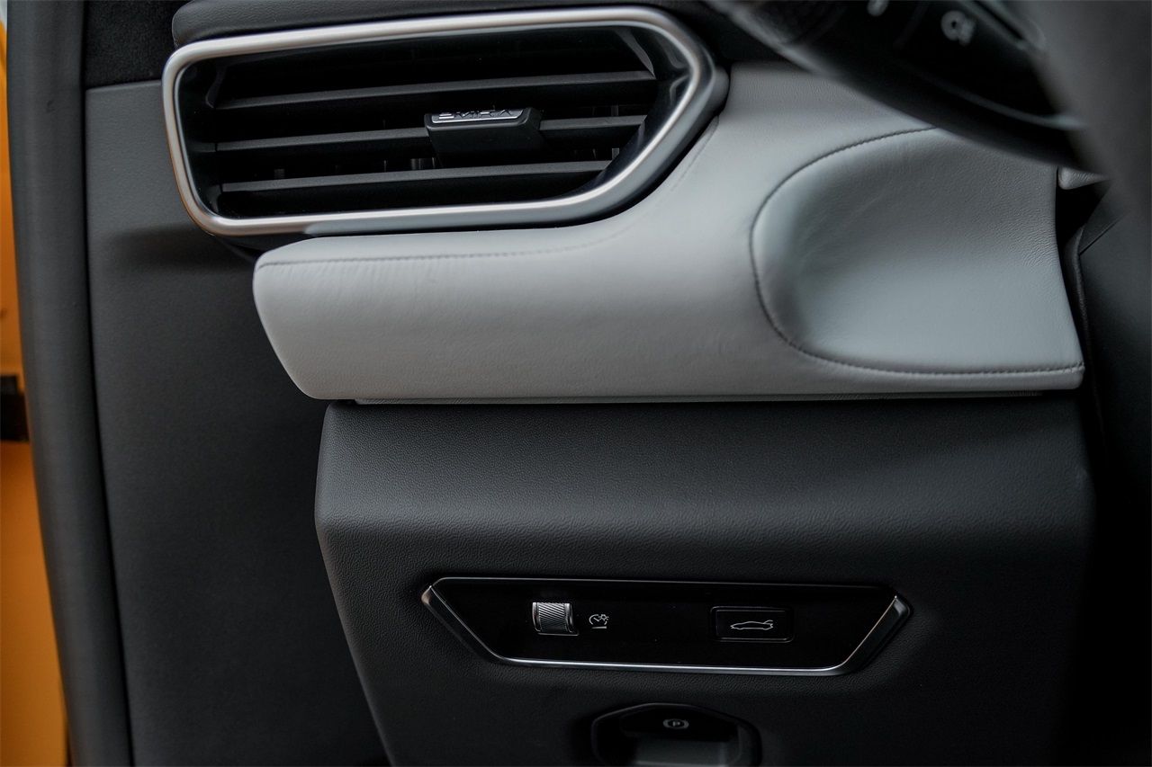 New Car 2025 Lotus Emira  For Sale Under $120,000 In Austin, Texas