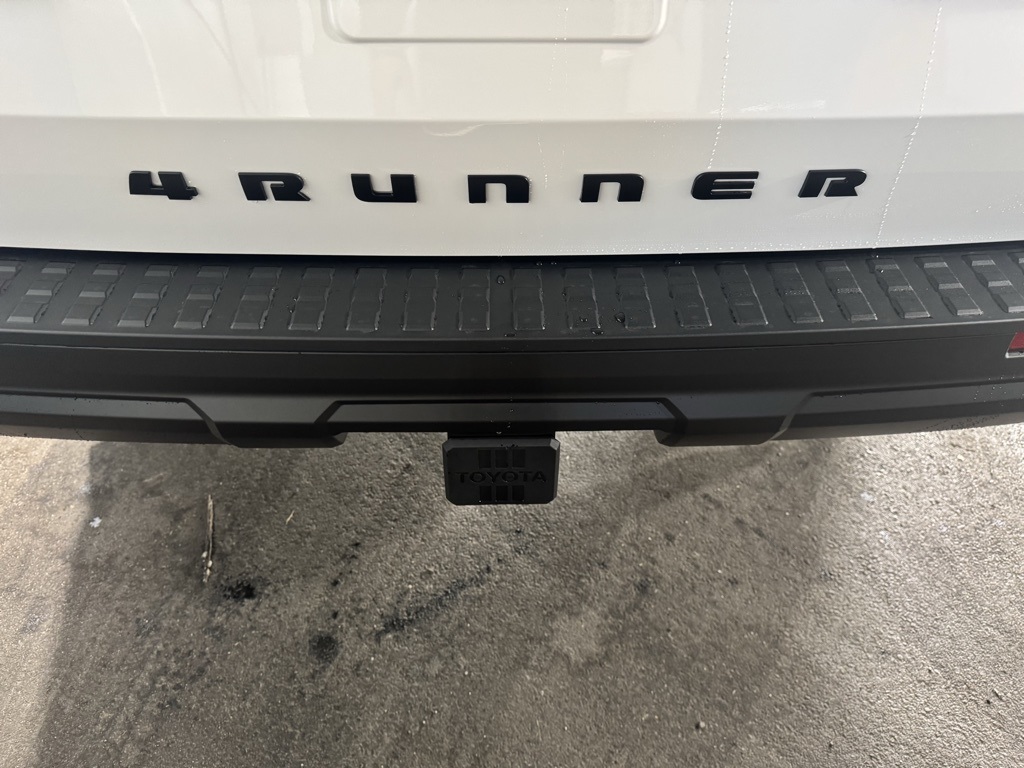 Thumbnail: 2025 Toyota 4Runner - 19