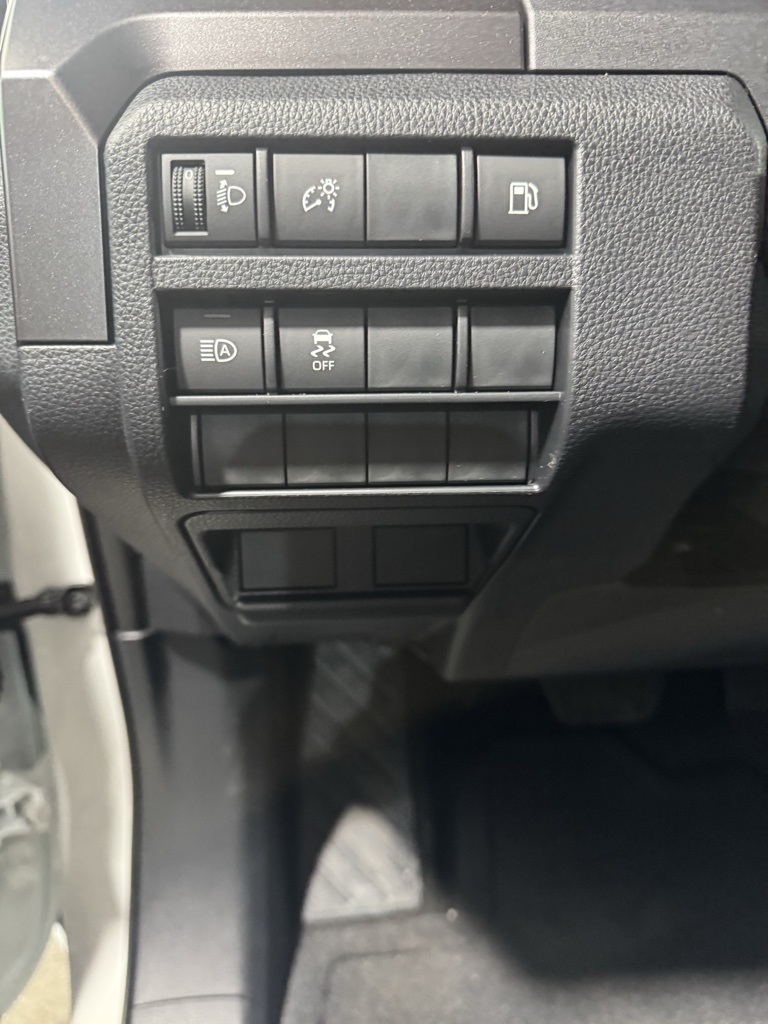 Thumbnail: 2025 Toyota 4Runner - 32