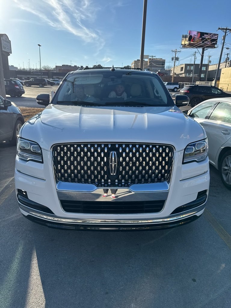 Used 2024 Lincoln Navigator L L Black Label with VIN 5LMJJ3TG9REL09888 for sale in Kansas City