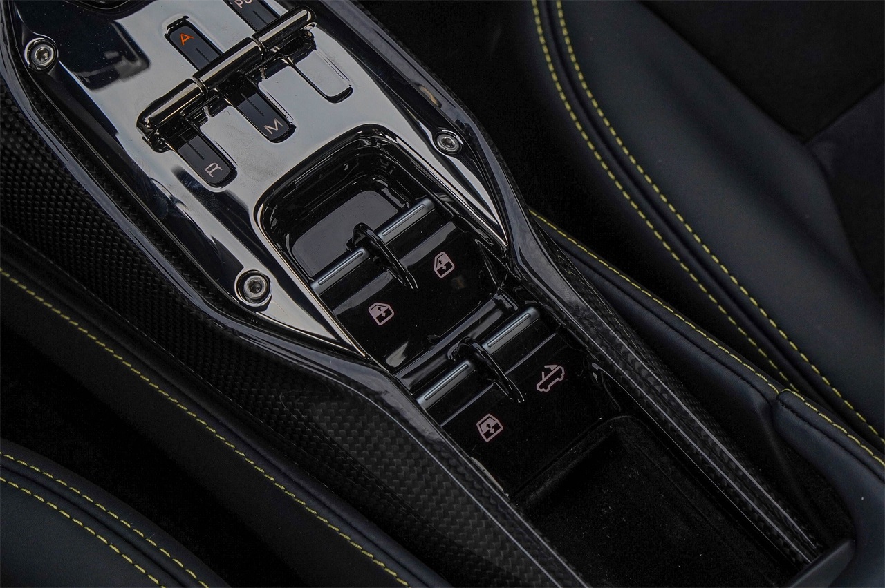 Used Car 2023 Ferrari Sf90 Spider  Base For Sale Under $620,000 In Austin, Texas